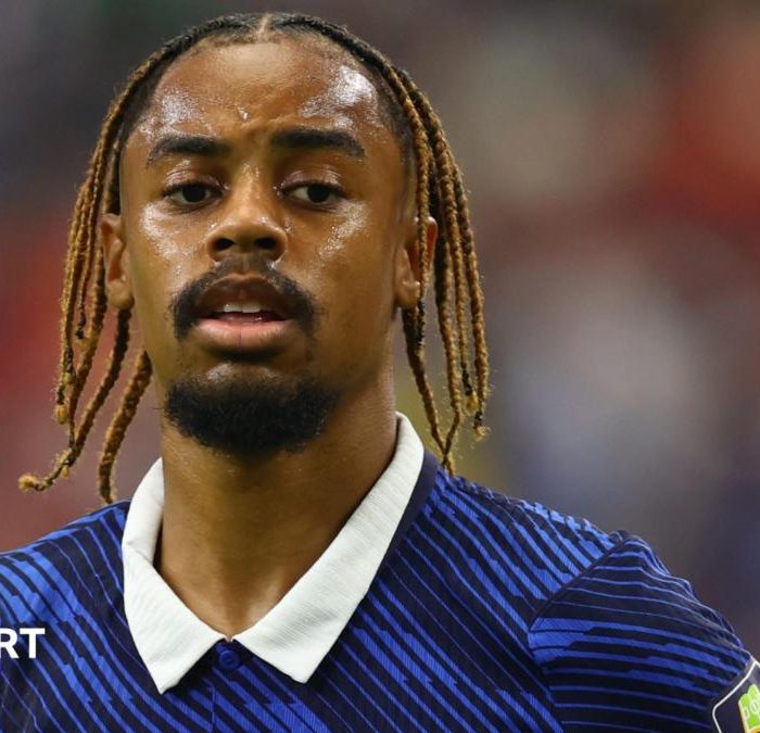 Liverpool preparing opening bid for PSG winger Bradley Barcola